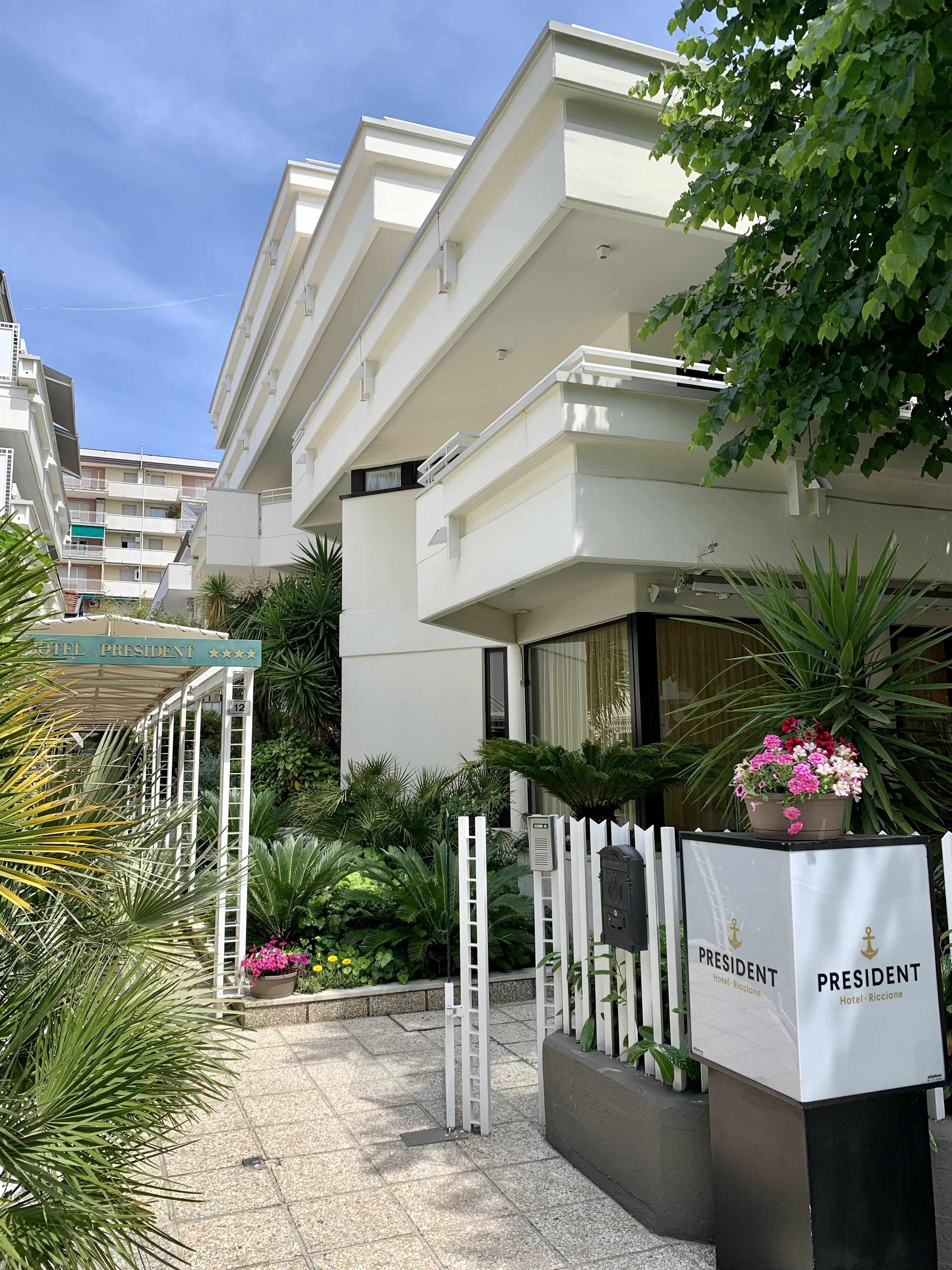 Hotel President - Vintage Hotel In Centro Ριτσόνε Εξωτερικό φωτογραφία