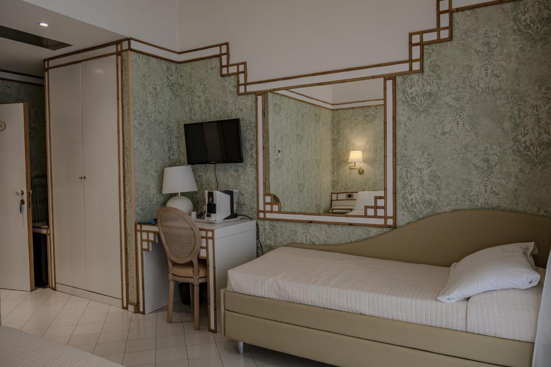Hotel President - Vintage Hotel In Centro Ριτσόνε Εξωτερικό φωτογραφία