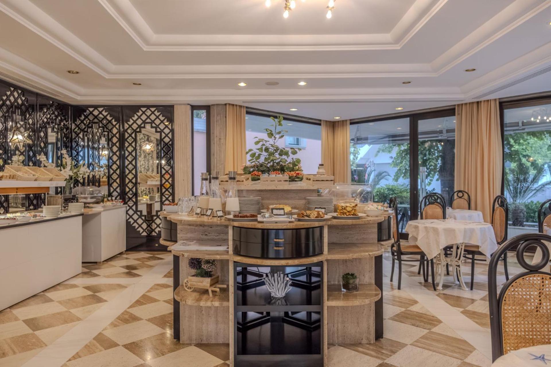 Hotel President - Vintage Hotel In Centro Ριτσόνε Εξωτερικό φωτογραφία