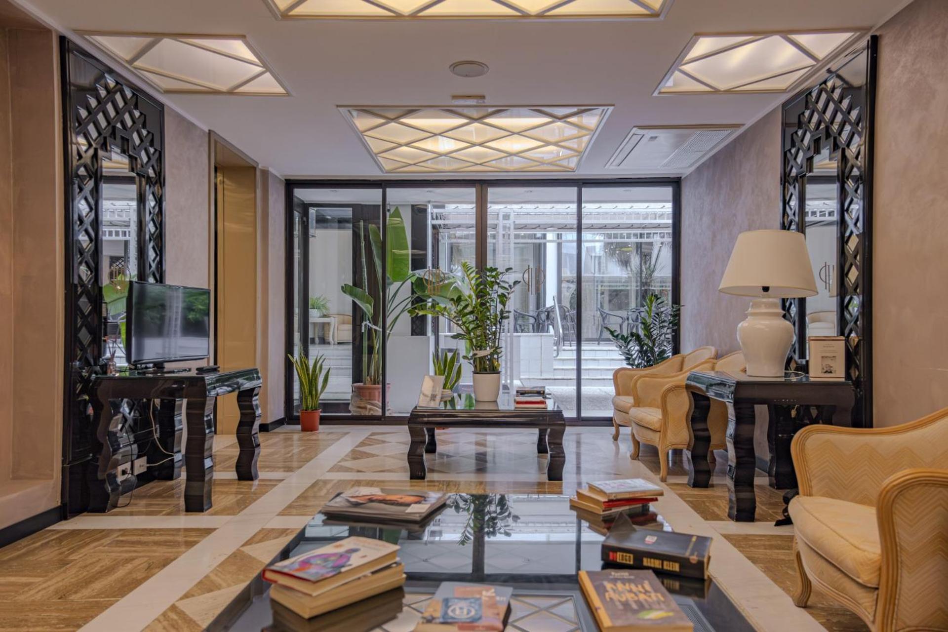 Hotel President - Vintage Hotel In Centro Ριτσόνε Εξωτερικό φωτογραφία