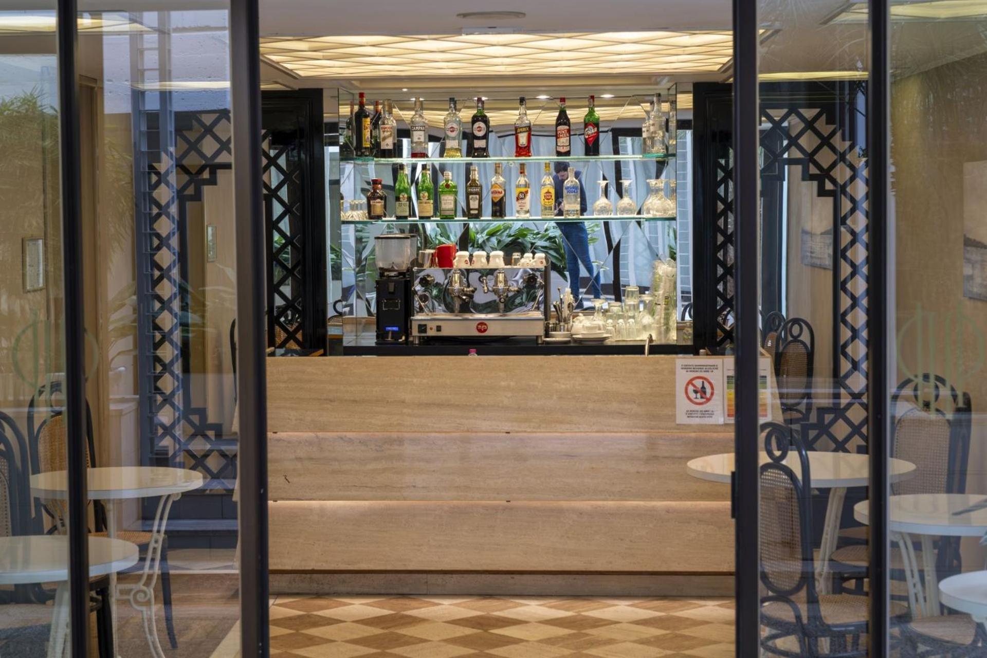 Hotel President - Vintage Hotel In Centro Ριτσόνε Εξωτερικό φωτογραφία