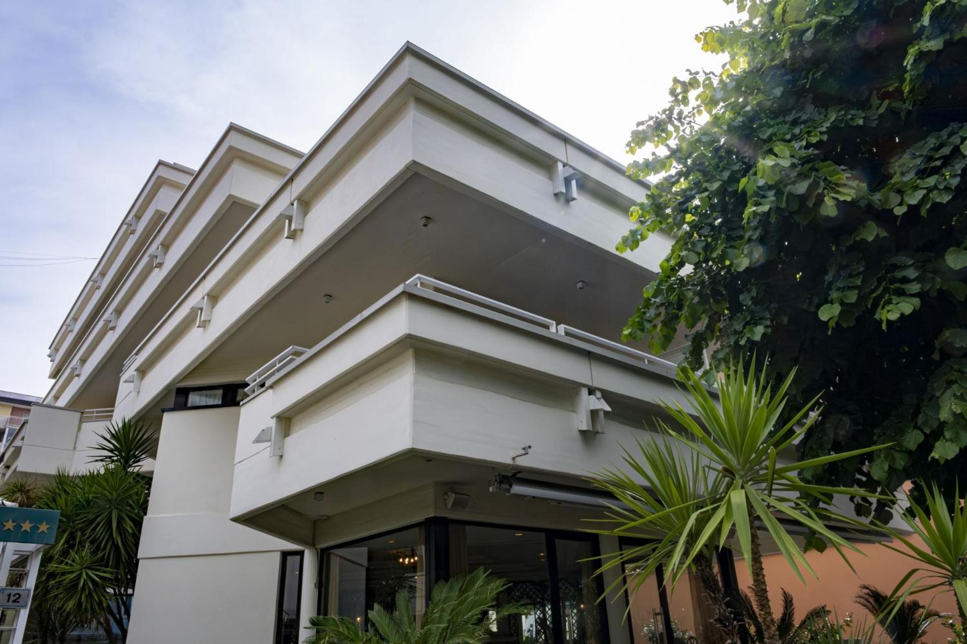 Hotel President - Vintage Hotel In Centro Ριτσόνε Εξωτερικό φωτογραφία