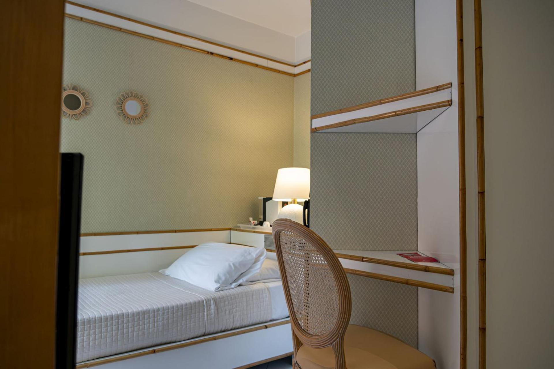 Hotel President - Vintage Hotel In Centro Ριτσόνε Δωμάτιο φωτογραφία