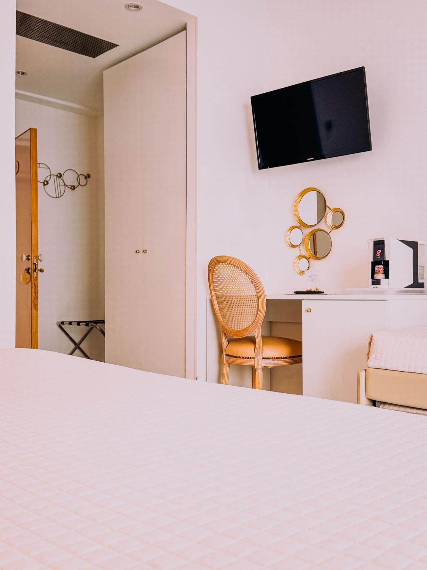 Hotel President - Vintage Hotel In Centro Ριτσόνε Εξωτερικό φωτογραφία