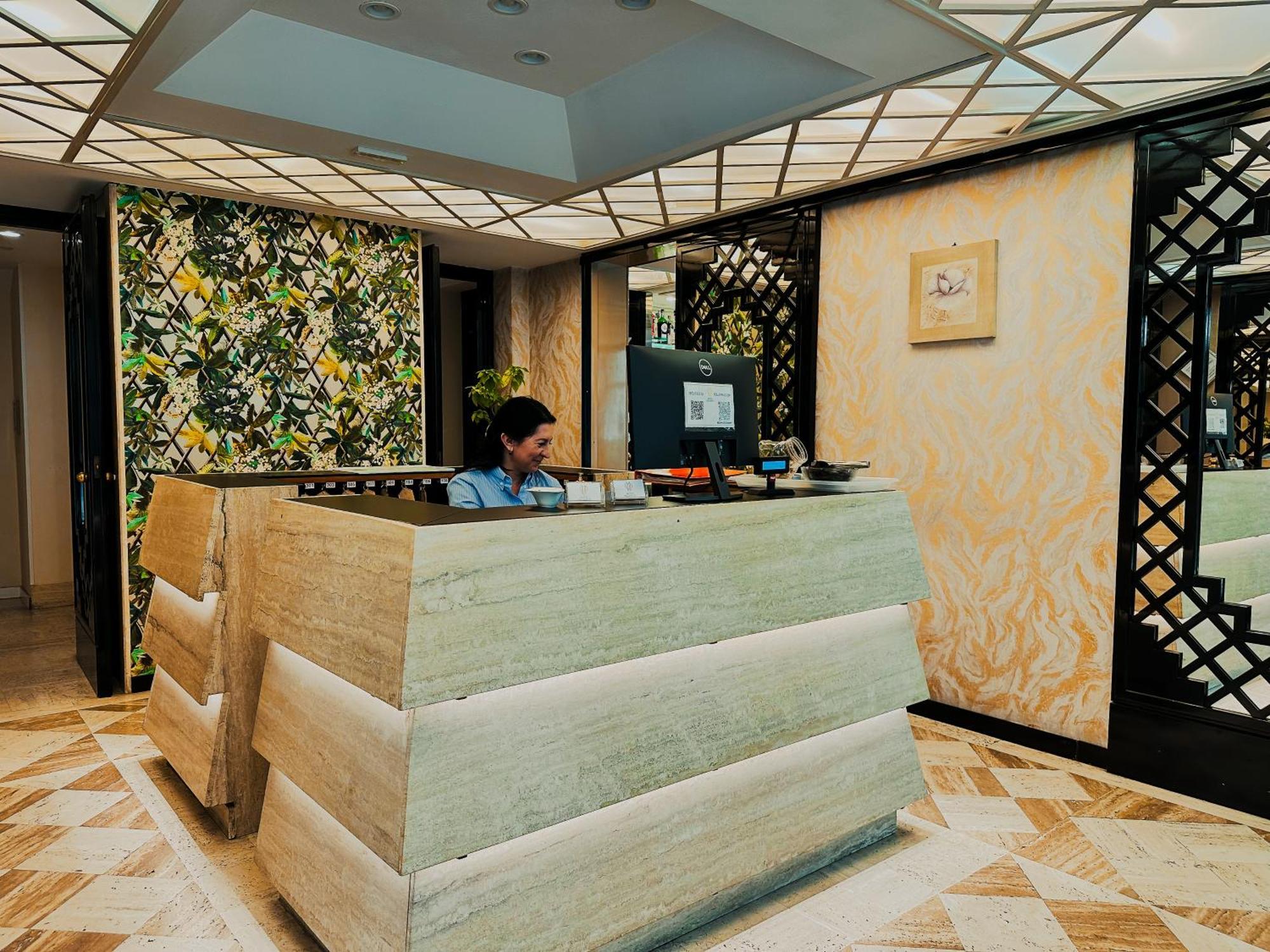 Hotel President - Vintage Hotel In Centro Ριτσόνε Εξωτερικό φωτογραφία